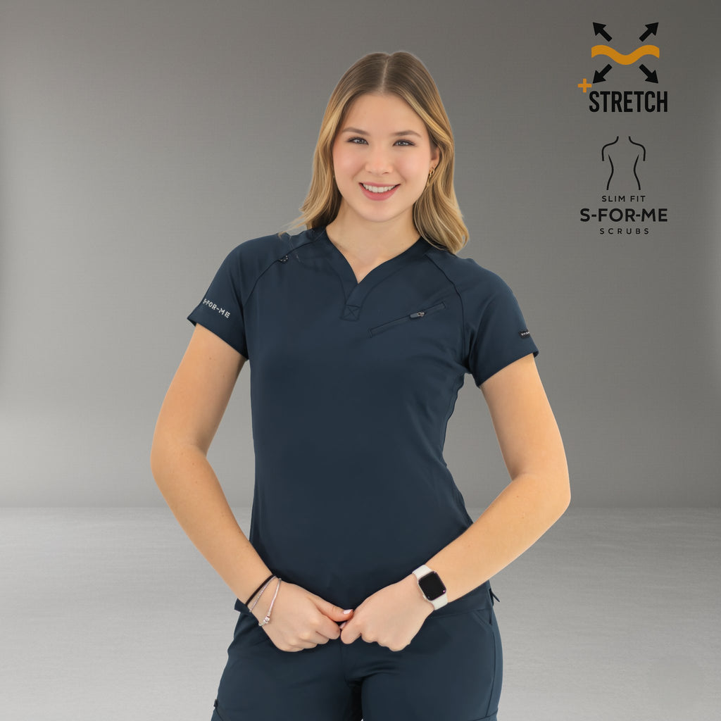 Top médico azul marino mujer con bolsillos funcionales