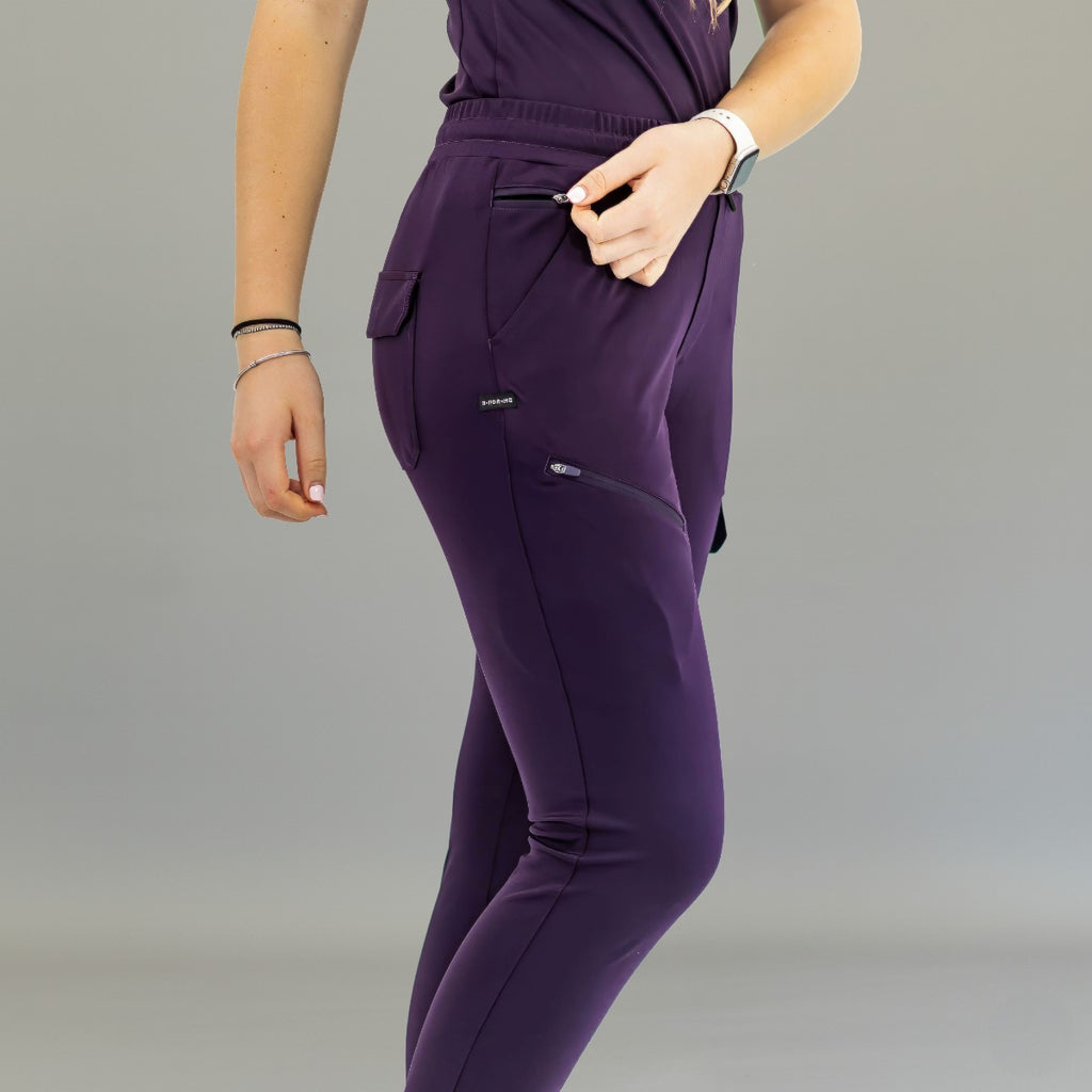Jogger Quirúrgico Mujer Super Stretch Uva, Scrubs 905