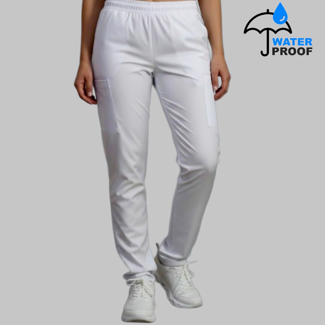 Pantalon quirurgico blanco mujer modelo 501 cinco bolsas antifluido Sandel Medica