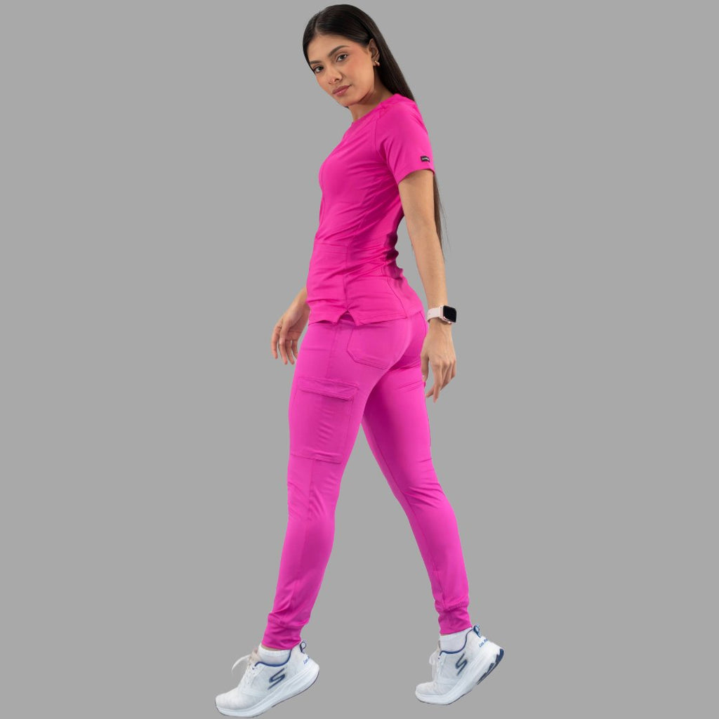 Jogger quirúrgico fucsia 901 comodidad y estilo para jornadas largas