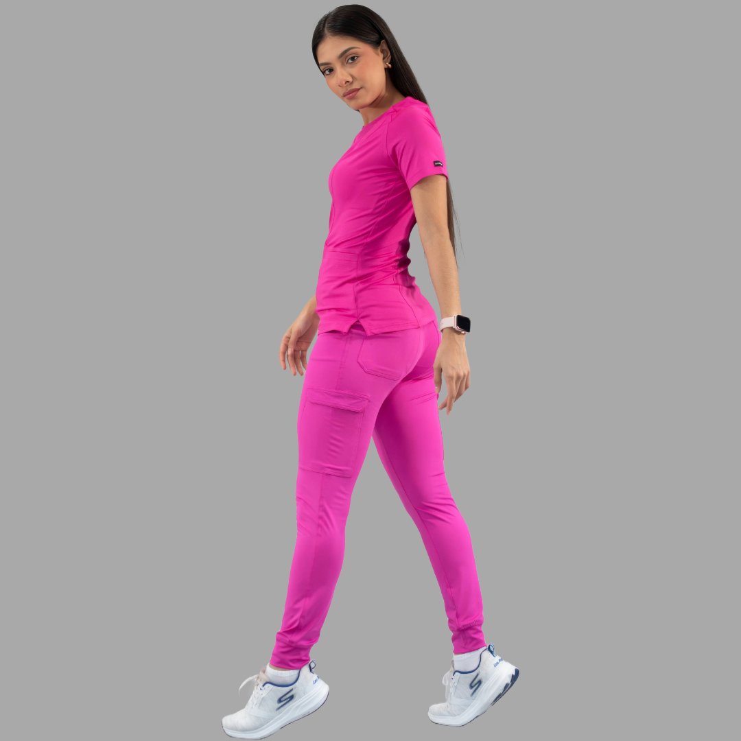 Jogger quirúrgico fucsia 901 comodidad y estilo para jornadas largas